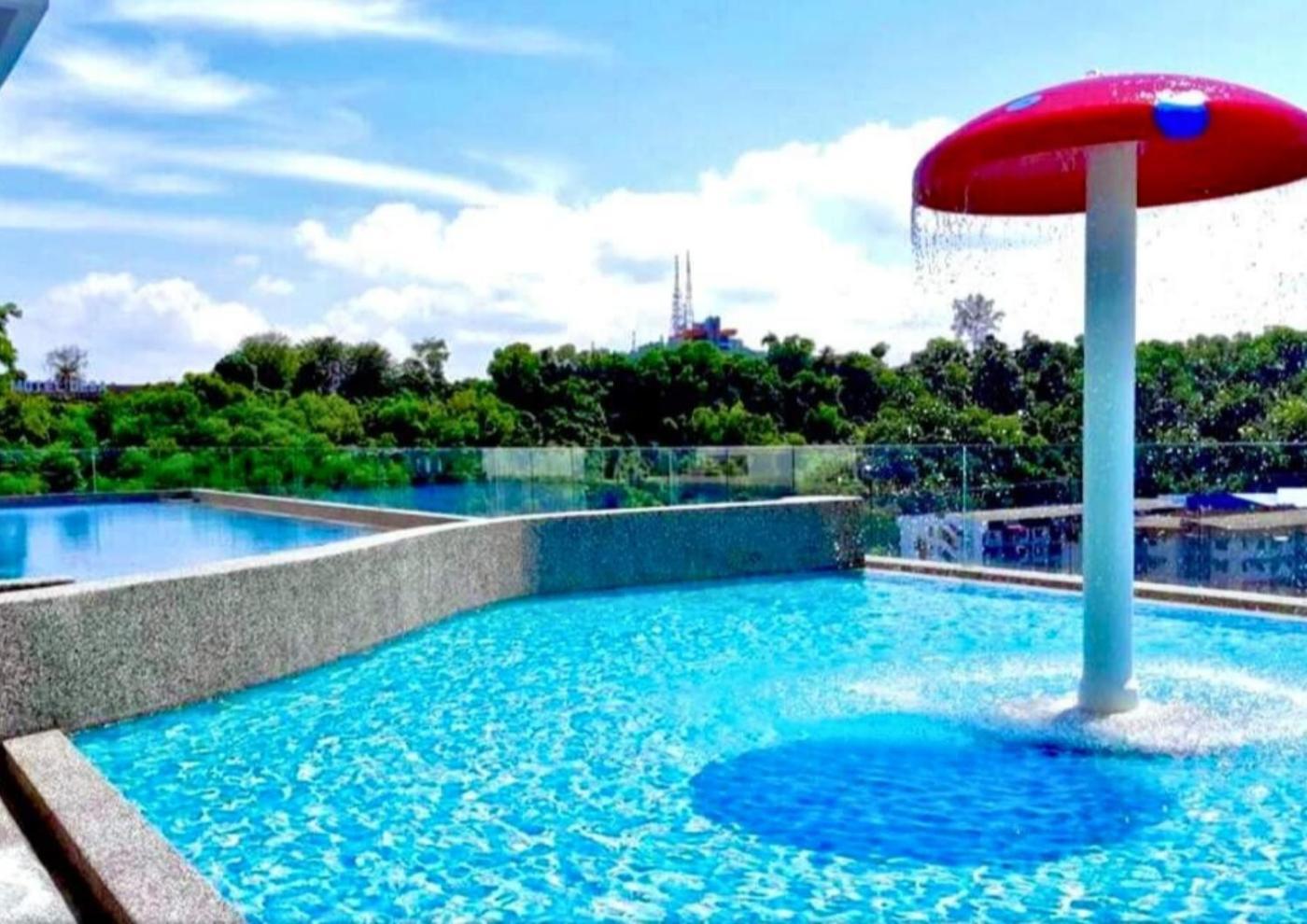 D'Luna Homestay Seaview I Sunrise View Kuala Terengganu Exterior foto